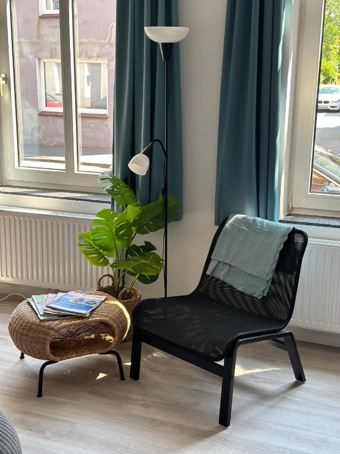 Hotel Dh -Deutsches Haus- Emden Bagian luar foto